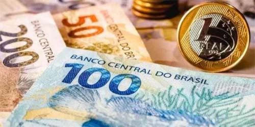 Com nova fórmula, salário mínimo subirá menos; trabalhador e aposentado deixarão de receber R$ 6 por mês em 2025