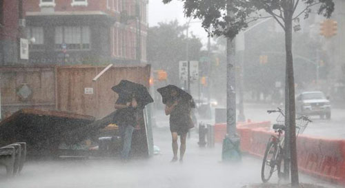 Tempestade causa mortes e deixa mais de 1 milhão sem luz em NY