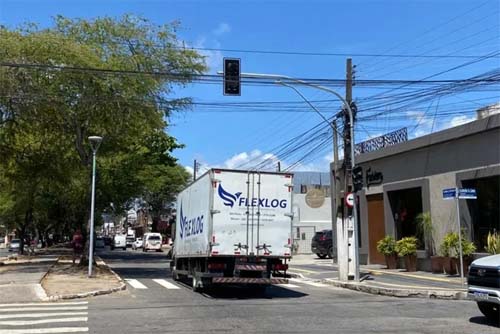 Mudanças no Tráfego: Novos Semáforos Entram em Operação na Região Baixa de Maceió neste Sábado