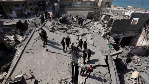 Nova ofensiva de Israel na Faixa de Gaza deixa ao menos 40 mortos