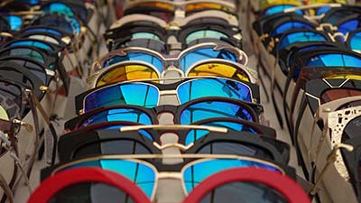 Mais da metade dos brasileiros não protege os olhos do sol