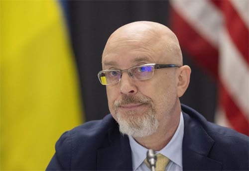 A Ucrânia diz ser agora um membro «de facto» da OTAN