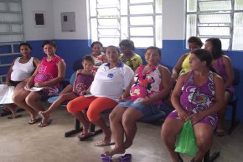 Grávidas de Olho dÁgua das Flores recebem cestas nutricionais