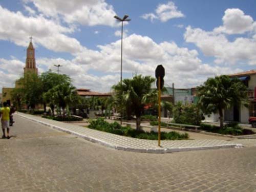 Vigia de escola é preso suspeito de praticar homicídio durante comício no Sertão