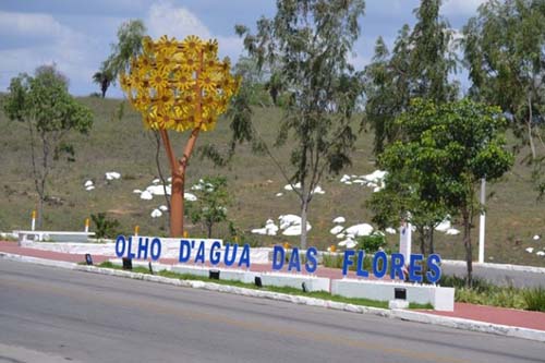 Suspeito de estuprar enteada de 2 anos é amarrado e espancado por populares