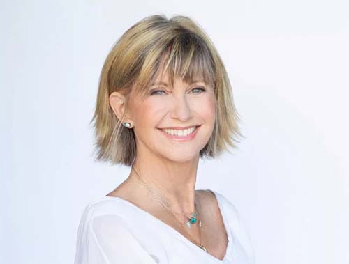Olivia Newton-John, atriz e cantora, morre aos 73 anos