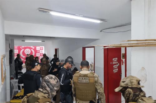 Operação cumpre 32 mandados e combate ação de torcidas organizadas em Maceió