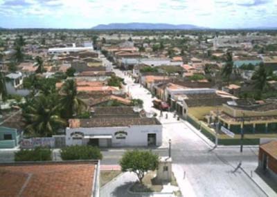 Jovens são presos acusados de assaltar e espancar idoso de 84 anos 