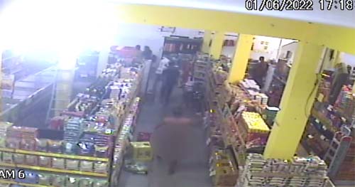 PC investiga morte de paciente psiquiátrico espancado após andar nu e invadir supermercado em Maceió