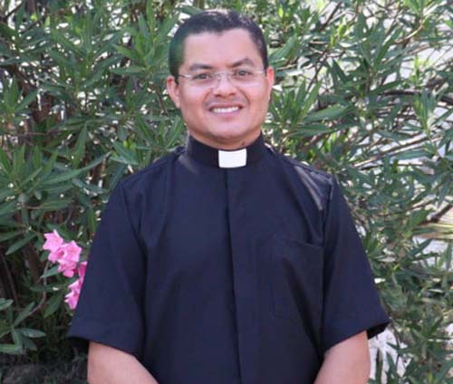 Corpo de padre é encontrado carbonizado e com sinais de facadas em MG