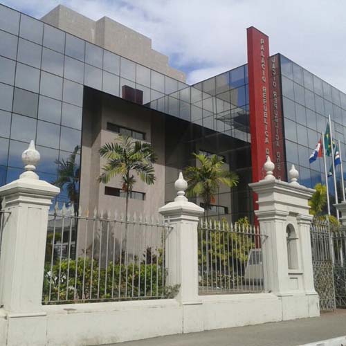 Nomes possíveis para candidatura ao governo de AL