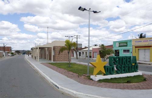 Cidade no interior de AL é suspeita de criar turmas fantasma de alunos para desviar verba da educação