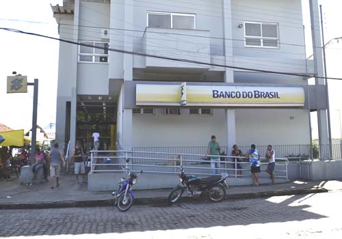 Polícia aborta assalto a agência bancária na cidade de Pão de Açúcar