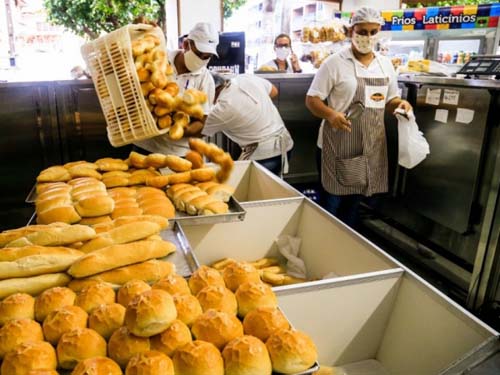 Preço da gasolina e do pão deve aumentar em Alagoas por causa da guerra na Ucrânia