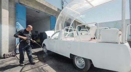 Papamóvel será transformado em unidade de saúde para crianças na Faixa de Gaza