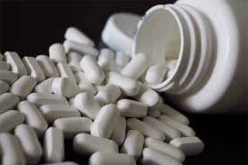 Paracetamol pode oferecer riscos à saúde de idosos, aponta estudo britânico