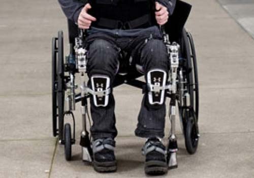 Paraplégico volta a andar na Bahia após tratamento inédito