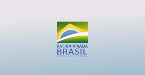 ‘Pátria amada, Brasil’ é novo lema do governo, anuncia Bolsonaro