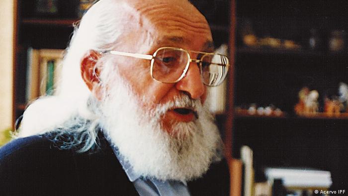 Por que a extrema direita elegeu Paulo Freire seu inimigo