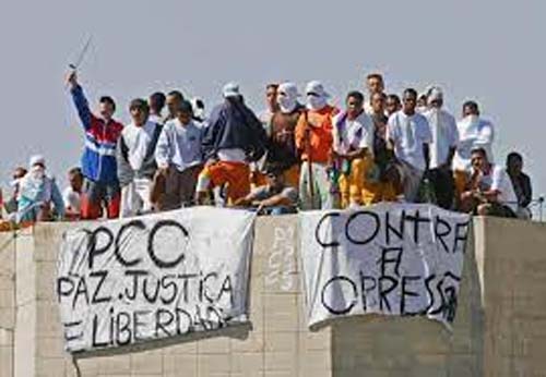 Racha no PCC: expulsos da facção devolvem bens e pontos de tráfico de drogas