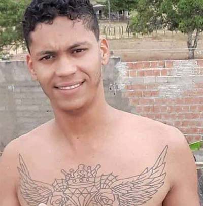 Jovem colide com motocicleta em poste e morre em União dos Palmares