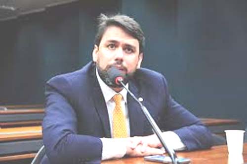 Pedro Lucas recusa convite para assumir Ministério das Comunicações