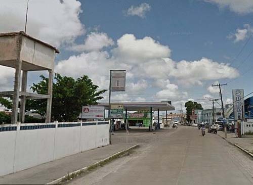 Homem não aceita separação e esfaqueia ex-companheira em Penedo