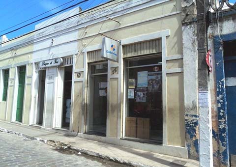 Criminosos levam quase R$ 20 mil de Casa Lotérica em Penedo 