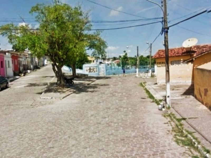 Policial sergipano é espancado e tem pertences roubados no Centro de Penedo