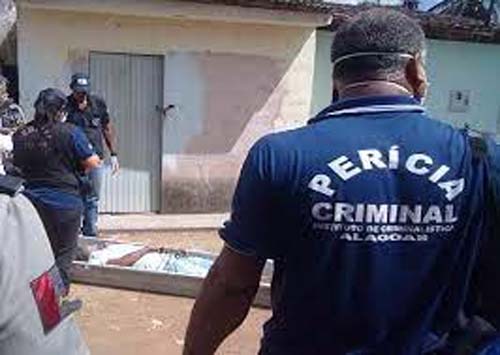 Homem é morto com facadas nas costas enquanto tentava se esconder em Rio Largo