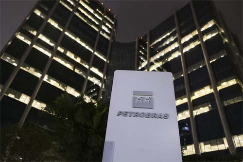Petrobras tem lucro de R$ 26,7 bi, ‘bate’ consenso e aprova dividendos de R$ 8,6 bi