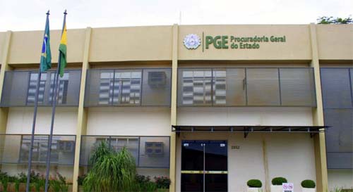 Concursos públicos oferecem mais de 4 mil vagas com salário de até R$ 33,7 mil