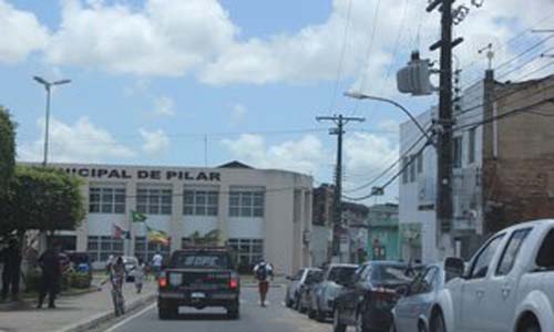 Homens invadem casa do chefe de gabinete do Pilar à procura de dinheiro