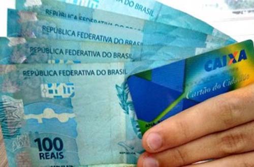 Governo sugere fim do PIS e revisão do reajuste do mínimo