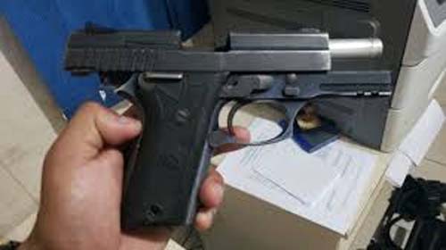 Após confusão, mulher é presa com pistola 9 milímetros no Centro de Maceió