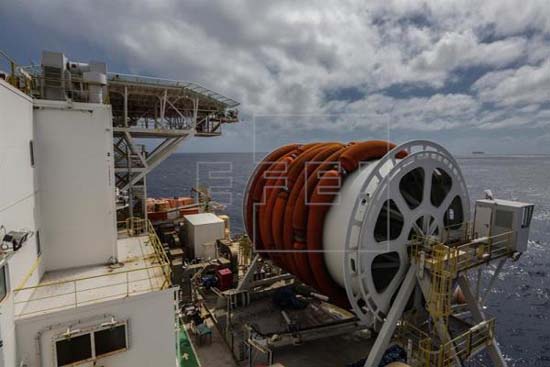 Mulheres começam a ganhar espaço no, ainda masculino, mundo do petróleo