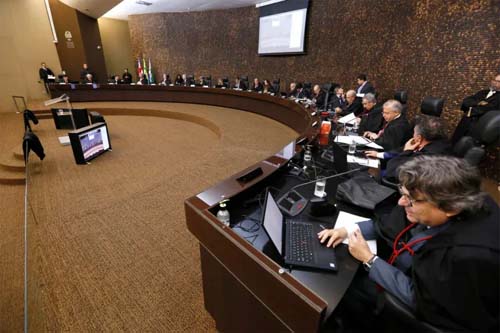 TJ de Alagoas inicia exonerações por nepotismo após pressão do CNJ