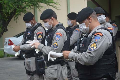 26 casos de descumprimento de decreto foram flagrados em 24h em Maceió