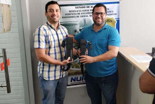 PC entrega equipamentos não-letais para policiais que trabalham no aeroporto internacional Zumbi dos Palmares