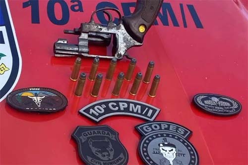 Dois homens são presos com armas e drogas durante ações da PM no interior de Alagoas