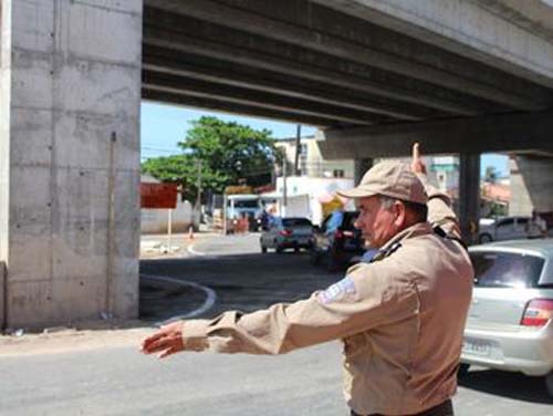 Demolição de ponte altera trânsito em Jacarecica a partir de terça-feira