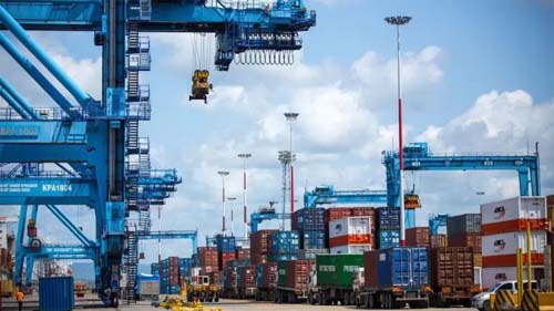 Porto no Quênia reforça influência da China na África e pode ter desdobramentos militares