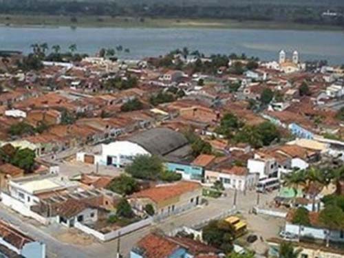 Mulher é ferida com golpe de arma branca pelo próprio filho de 16 anos em Porto Real do Colégio