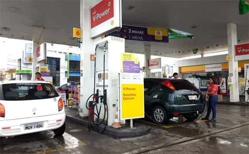 Sefaz Alagoas realiza operação em posto de gasolina em Maceió