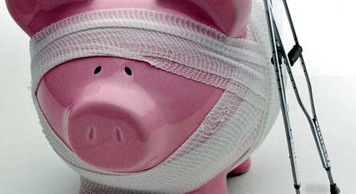 Endividamento, inflação e baixa rentabilidade afastam brasileiros da poupança