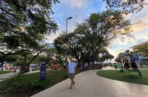 Revitalização da Praça bCentenário agrada pópulação Maceioense