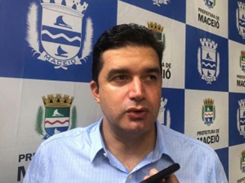 Maceió decreta luto de 3 dias após morte de Geraldo Bulhões e Moura Rocha