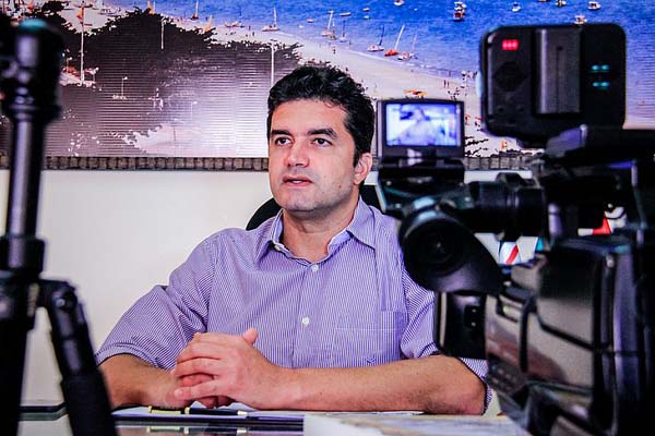 Prefeito anuncia que restaurantes podem adotar sistema 'pague e leve'