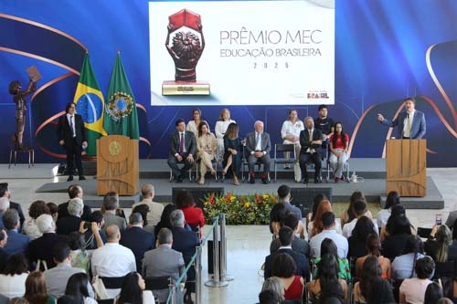Prêmio MEC reconhece esforços na educação básica