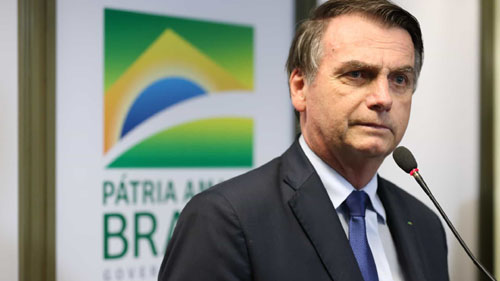 Bolsonaro diz que existem 'ameaças' ao seu mandato